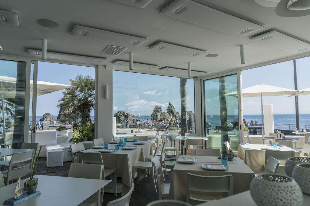 Sicilia S Residence Hotel - אצ'י קטנה מסעדה תמונה